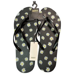 MIXIT NWT Daisy Print Flip Flops Sandals Black Womens Size 11 12 Summer